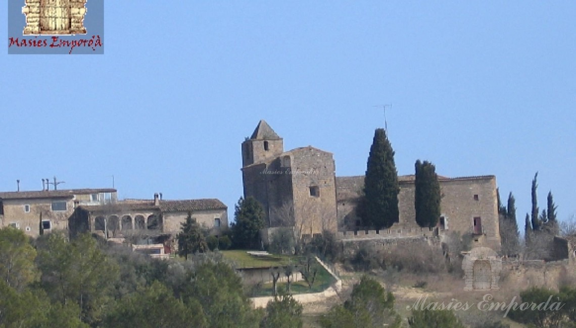 General view of the castle and the church