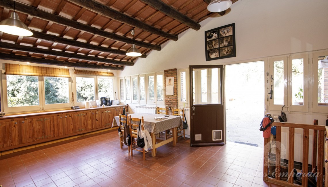 Kitchen-dining room of the farmhouse annexe 