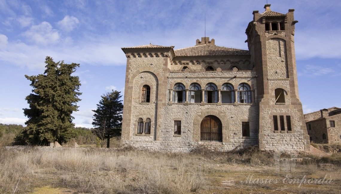 General views of the castle