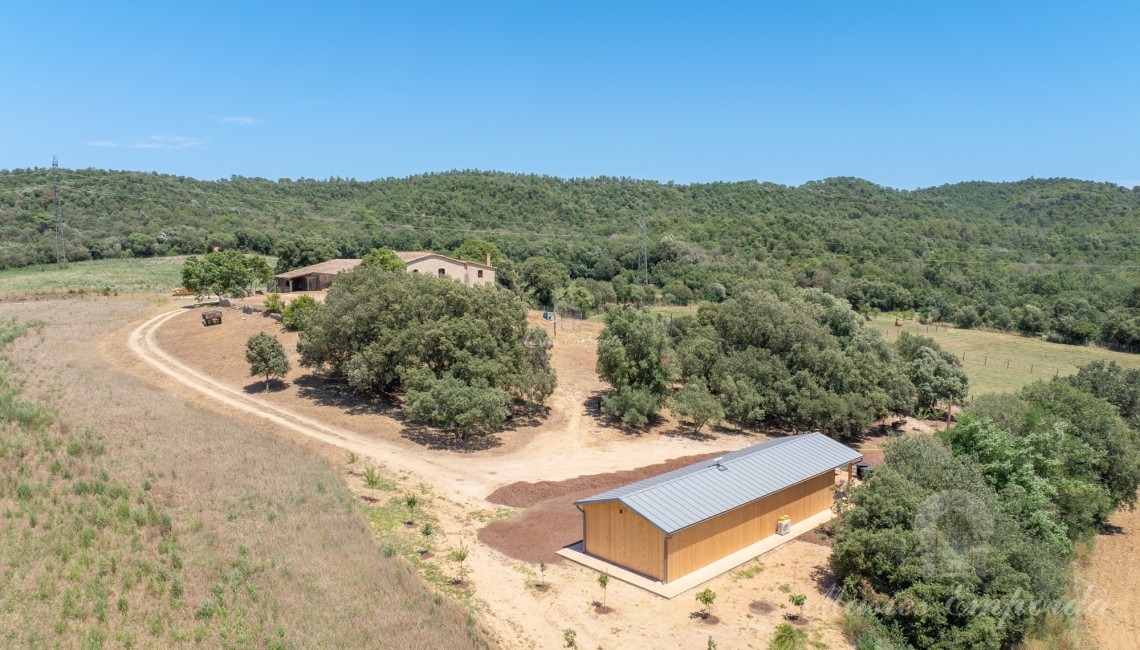 Views of the farmhouse