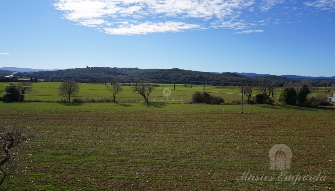 Vistas de los campos de la masía 