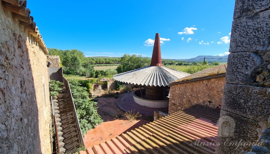 Views of the interior courtyard