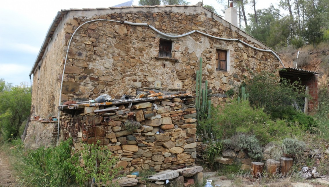 Façade of the farmhouse 