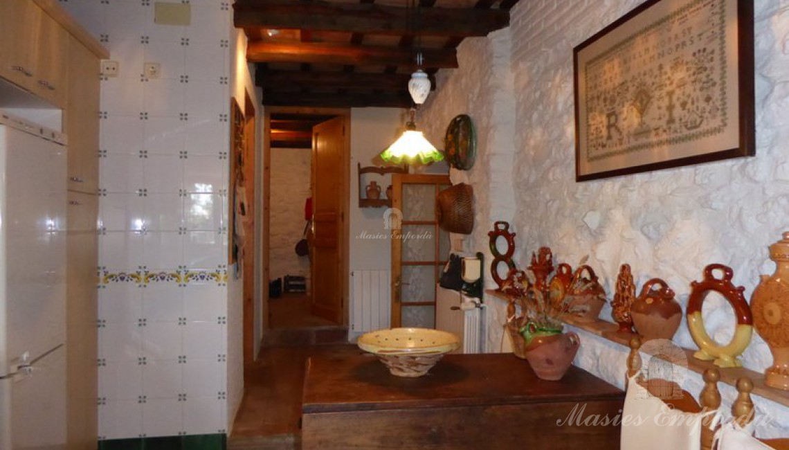 Cocina comedor desde el ángulo opuesto