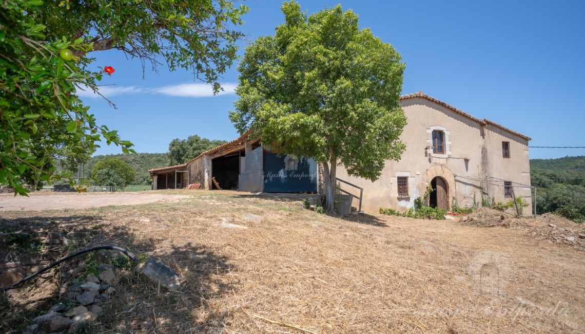 Views of the farmhouse