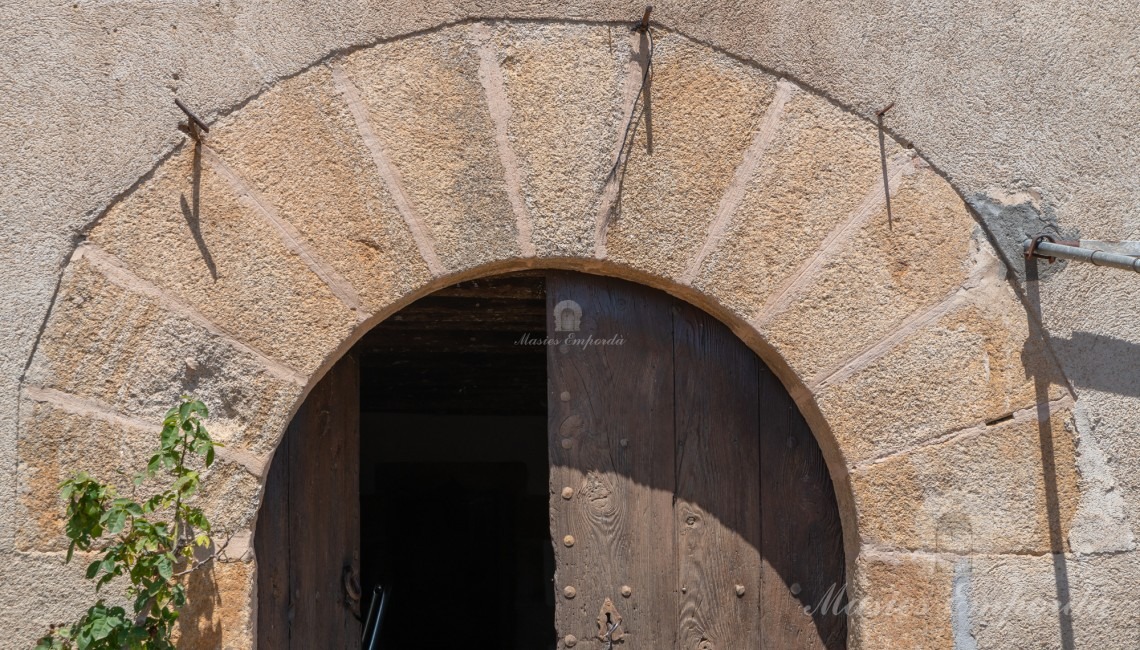 Details of the farmhouse 