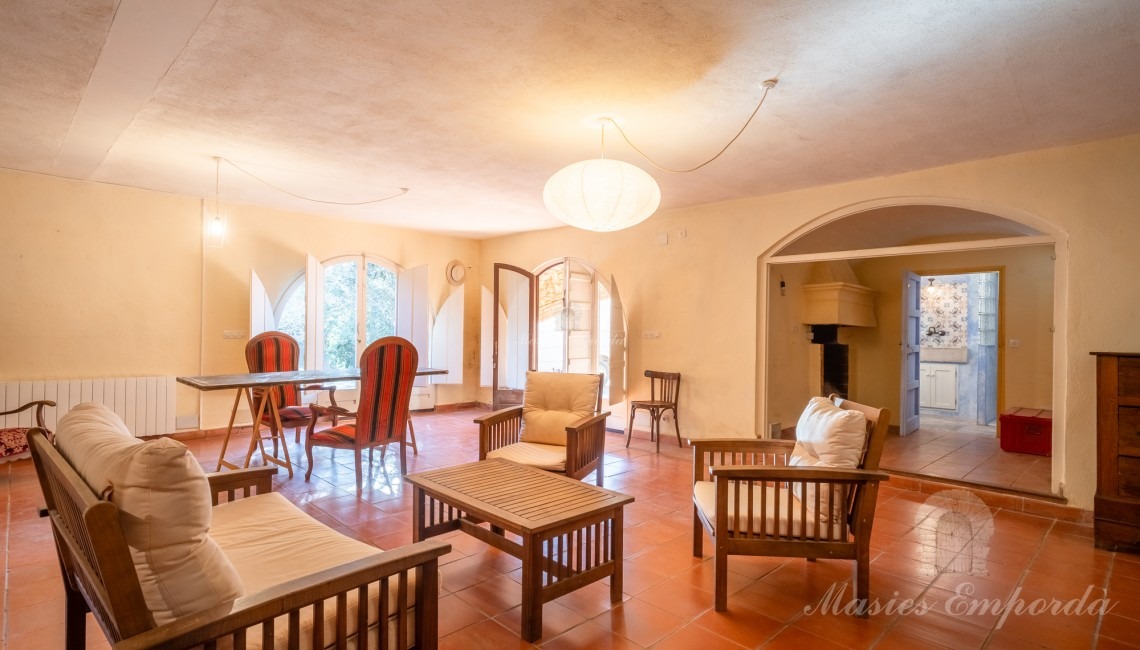 Living room, dining room kitchen on the ground floor of the farmhouse 