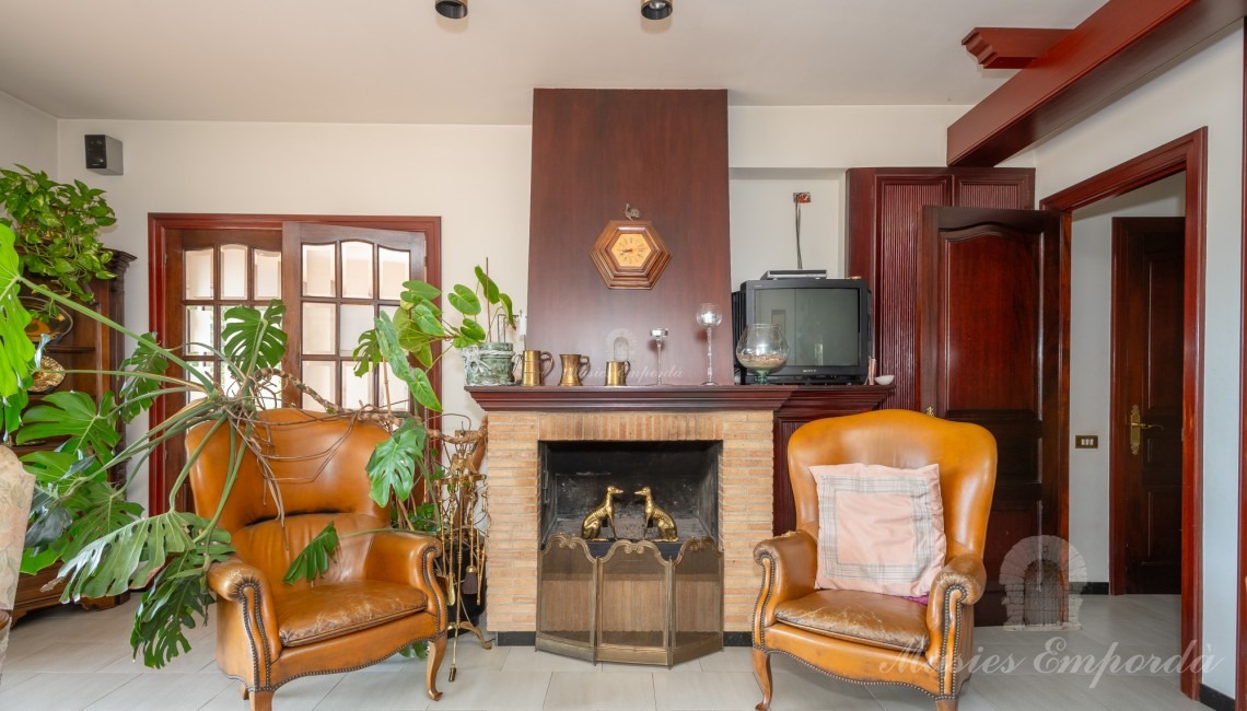 Dining room of the house