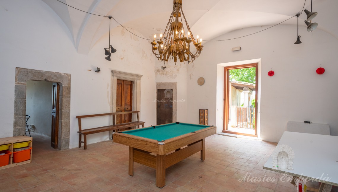 General hallway to the first floor 