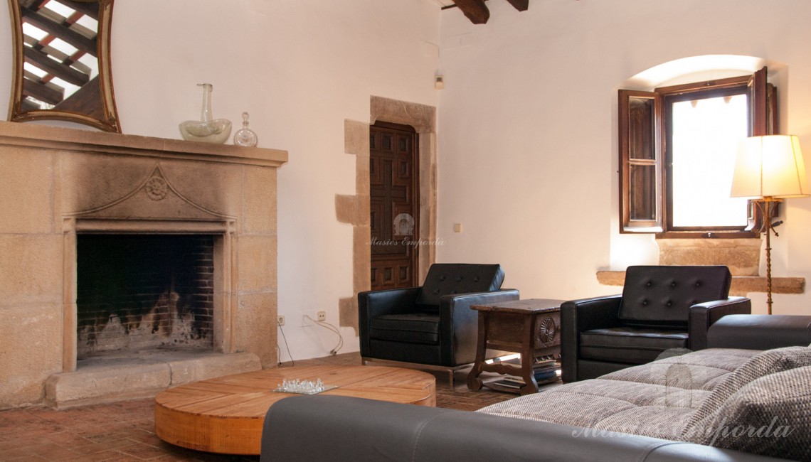 Living room with fireplace