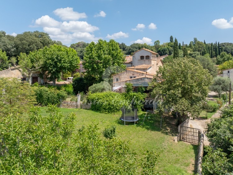 Views of the farmhouse 