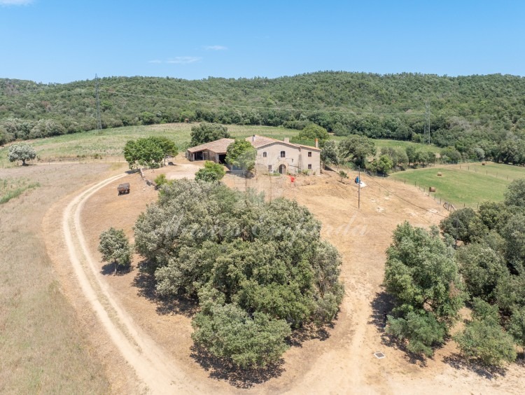 Views of the farmhouse