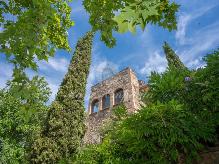 Façade of the farmhouse 