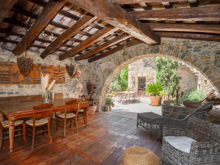 Porch and terrace on the first floor